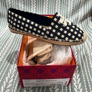BRANDNEW TORY BURCH ESPADRILLE